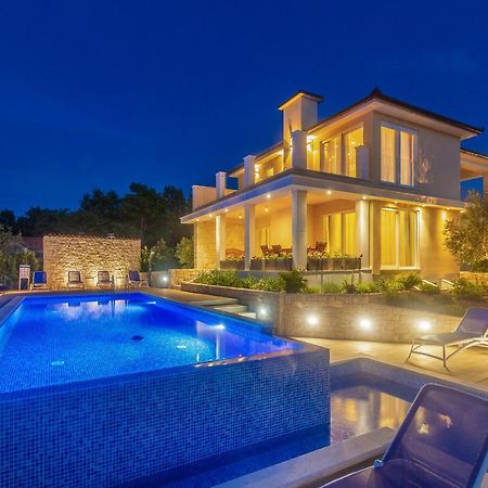 Villa Roko Малинска Екстериор снимка