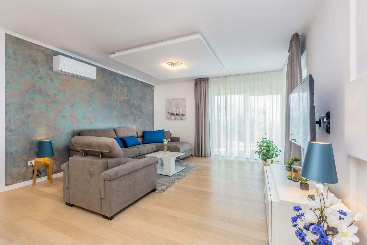 Villa Roko Малинска Екстериор снимка