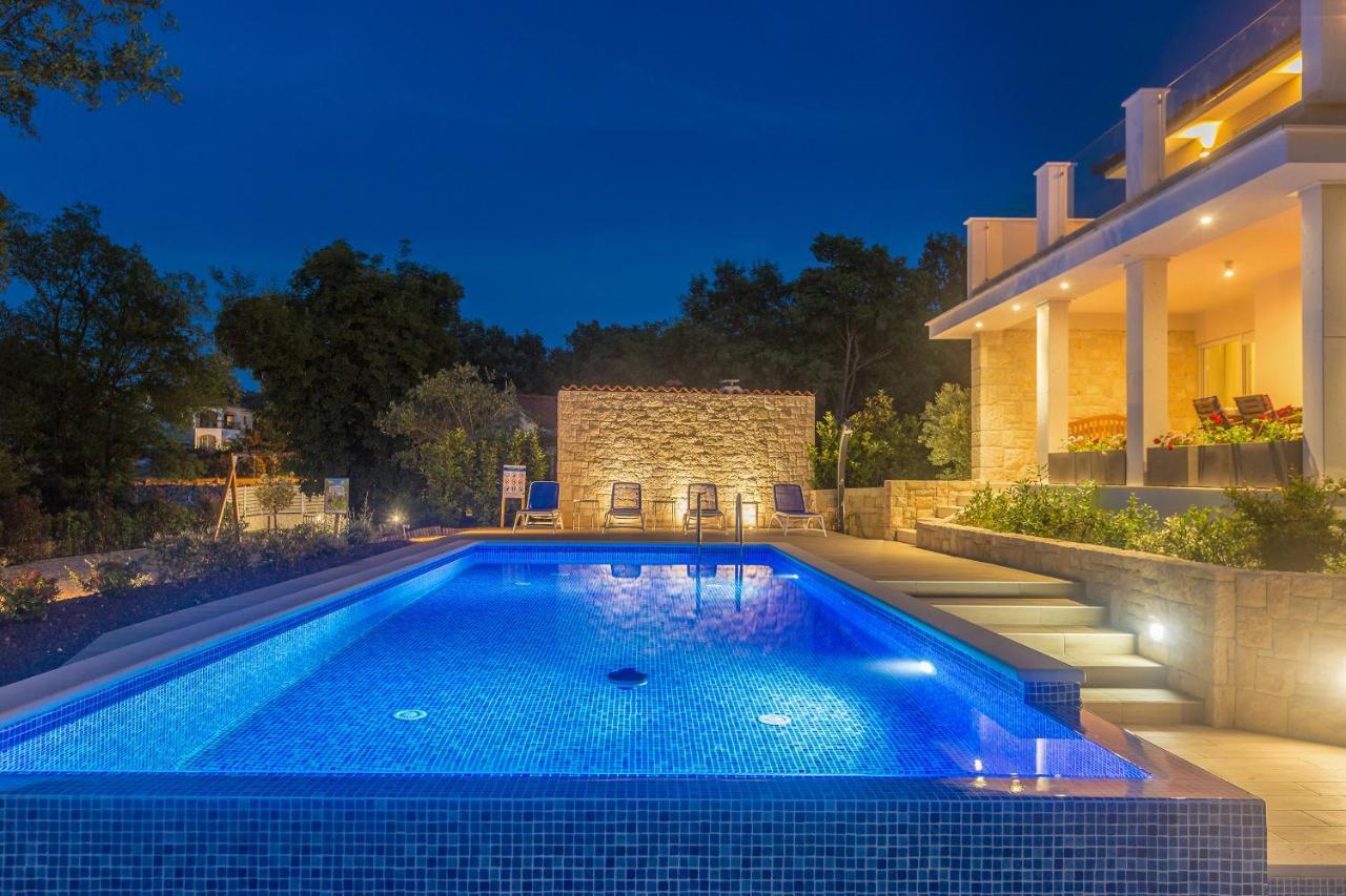Villa Roko Малинска Екстериор снимка