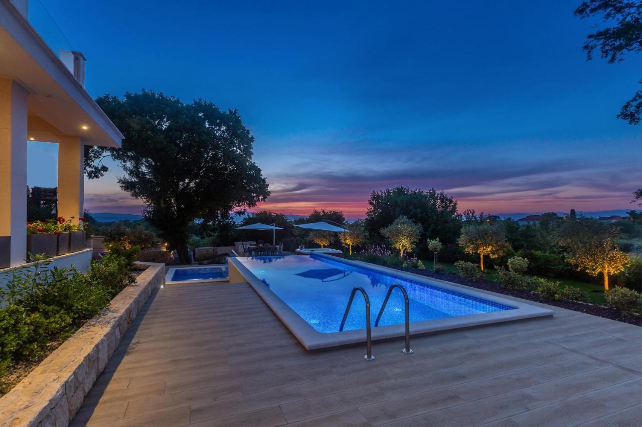 Villa Roko Малинска Екстериор снимка